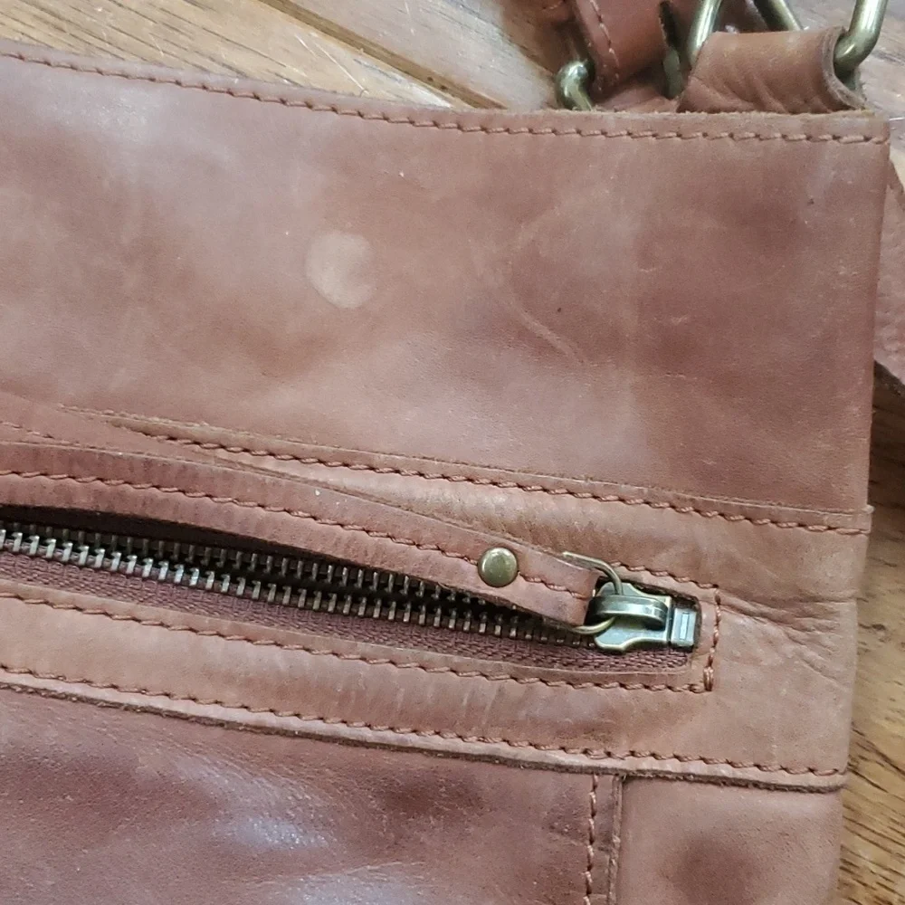 C&C California brown leather bucket bag
